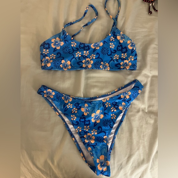 Swimsuit bikini haul bundle xs-s - Picture 3 of 14